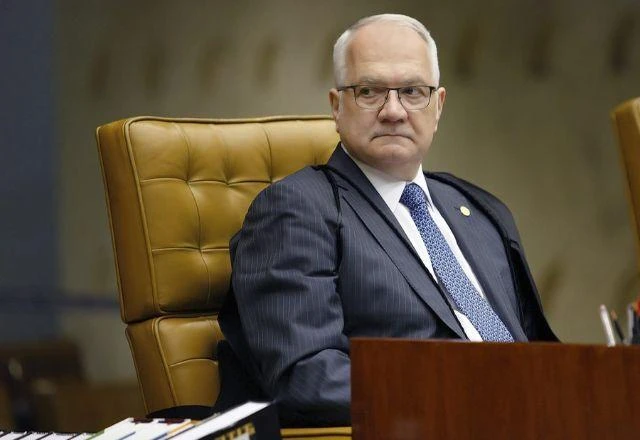 Fachin arquiva investigação da PF sobre suspeição de Toffoli no caso Master, após acordo entre ministros da corte Fachin arquiva investigação da PF sobre suspeição de Toffoli no caso Master, após acordo entre ministros da corte
