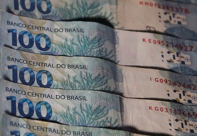 Imagem da noticia Em ano eleitoral, valor pago em emendas parlamentares cresce 426% e vai a R$ 23 bilhões