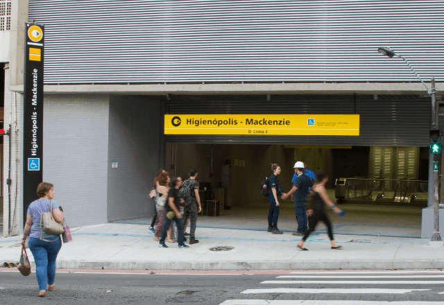 Imagem da noticia Ataque a casal em SP deixa médico e advogado feridos; suspeita é de crime por discriminação