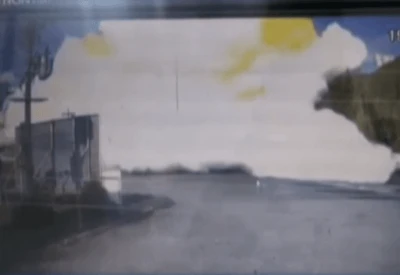 Vídeo mostra momento em que carreta explode em rodovia no RJ; quatro pessoas morreram Vídeo mostra momento em que carreta explode em rodovia no RJ; quatro pessoas morreram