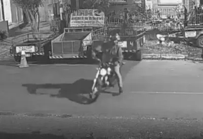 Quadrilha é presa ao tentar extorquir comerciante no Rio Grande do Sul Quadrilha é presa ao tentar extorquir comerciante no Rio Grande do Sul