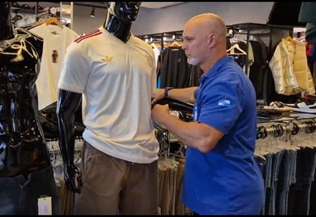 Imagem da noticia Polícia realiza maior apreensão de produtos falsificados da história do Rio de Janeiro