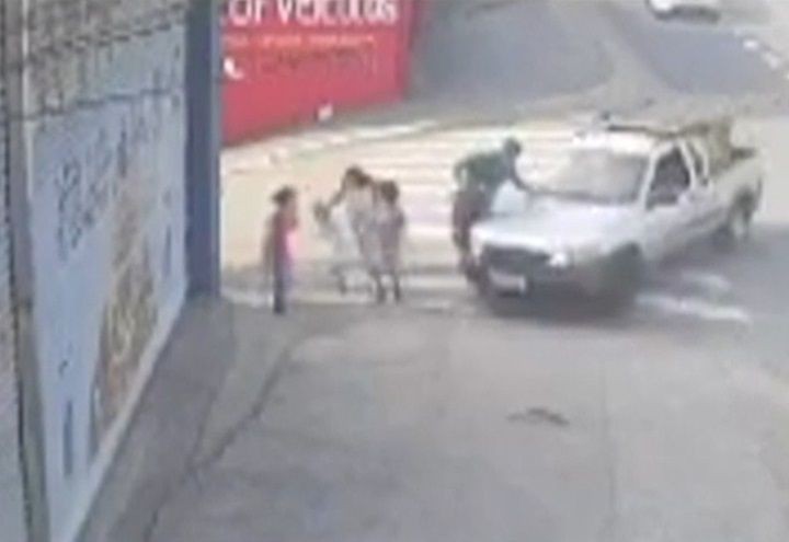 Imagem da noticia Família é atropelada por motorista com sinais de embriaguez