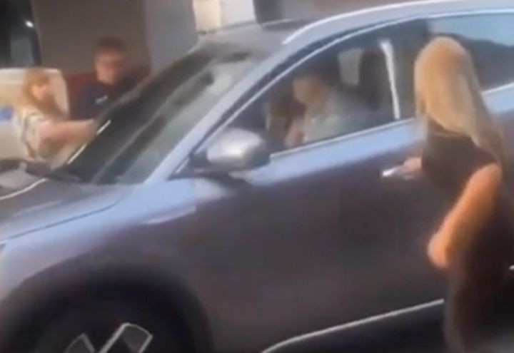 Imagem da noticia Após ser flagrado saindo de motel com amante, subsecretário é exonerado