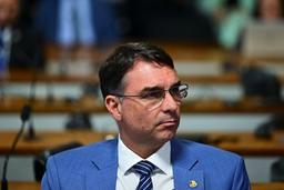 Imagem da notícia Aliados defendem que Flávio troque marqueteiro e indique equipe econômica para estancar crise