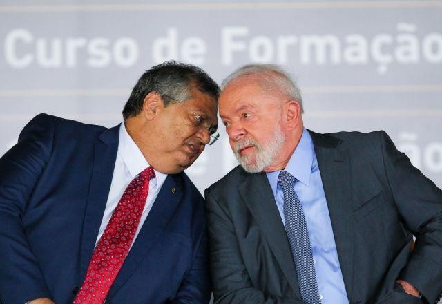 Imagem da noticia Lula defende Flávio Dino após caso da 'dama do tráfico'