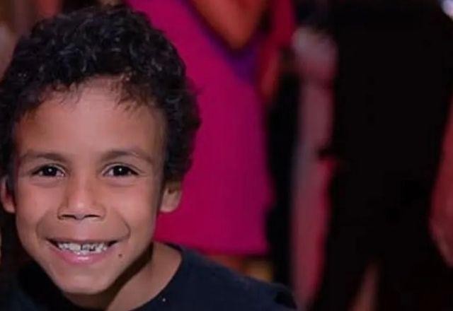 Imagem da noticia Criança de 7 anos é morta pelo pai adotivo por abrir geladeira