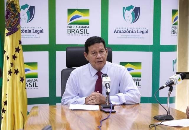 Imagem da noticia Vice-presidente Mourão ainda não decidiu futuro político