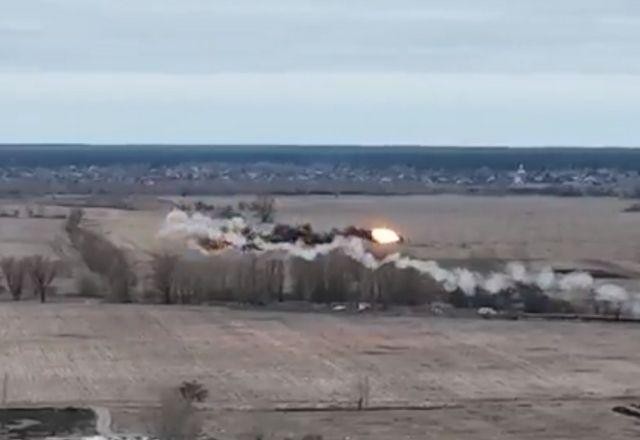 Imagem da noticia Ucrânia explode helicóptero russo; assista ao momento do ataque