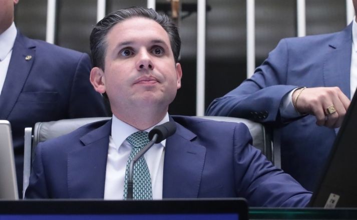Imagem da noticia Deputados de esquerda acionam PGR contra Hugo Motta por violência da Polícia Legislativa na Câmara
