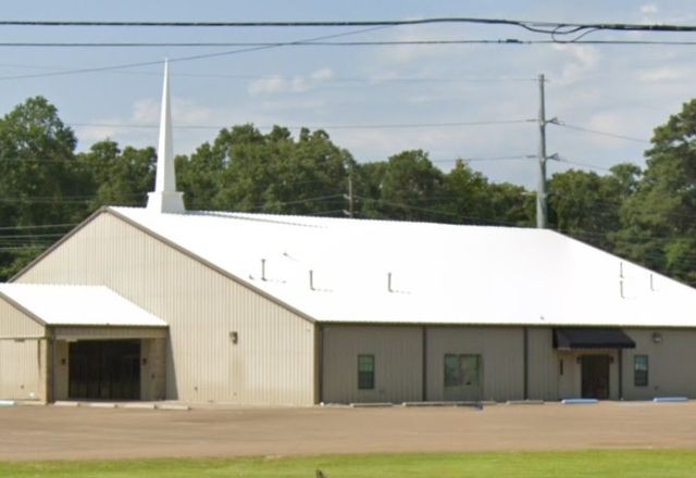Imagem da noticia Atirador é morto após tiroteios em aeroporto e igreja no Kentucky, nos EUA
