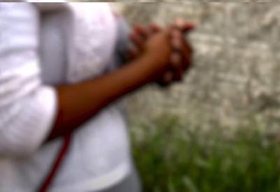 Mulher recebe proposta indecente ao pedir para comprar gás fiado Mulher recebe proposta indecente ao pedir para comprar gás fiado