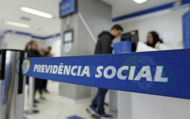 Imagem da noticia Reajuste de aposentados e pensionistas do INSS que ganham acima do mínimo é de 4,77%
