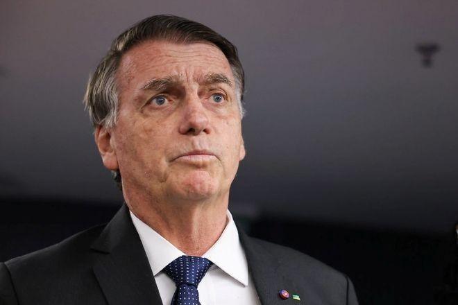 Bolsonaro segue internado e inicia reabilitação motora e funcional, diz boletim médico Bolsonaro segue internado e inicia reabilitação motora e funcional, diz boletim médico