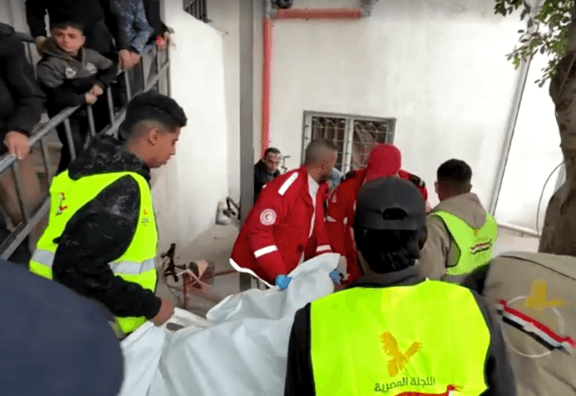 Imagem da noticia Ataques israelenses matam três jornalistas palestinos em Gaza