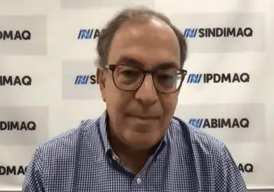 Presidente da Abimaq diz que viagem de Lula aos EUA continua importante mesmo após suspensão das tarifas Presidente da Abimaq diz que viagem de Lula aos EUA continua importante mesmo após suspensão das tarifas