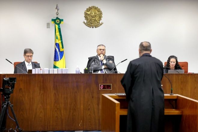 Imagem da noticia Julgamento do núcleo 4 da tentativa de golpe é suspenso e será retomado na próxima terça-feira (21)