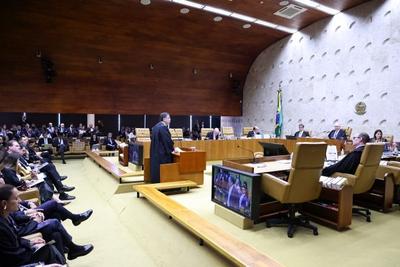 STF suspende julgamento sobre royalties do petróleo e retoma análise na quinta (7) STF suspende julgamento sobre royalties do petróleo e retoma análise na quinta (7)