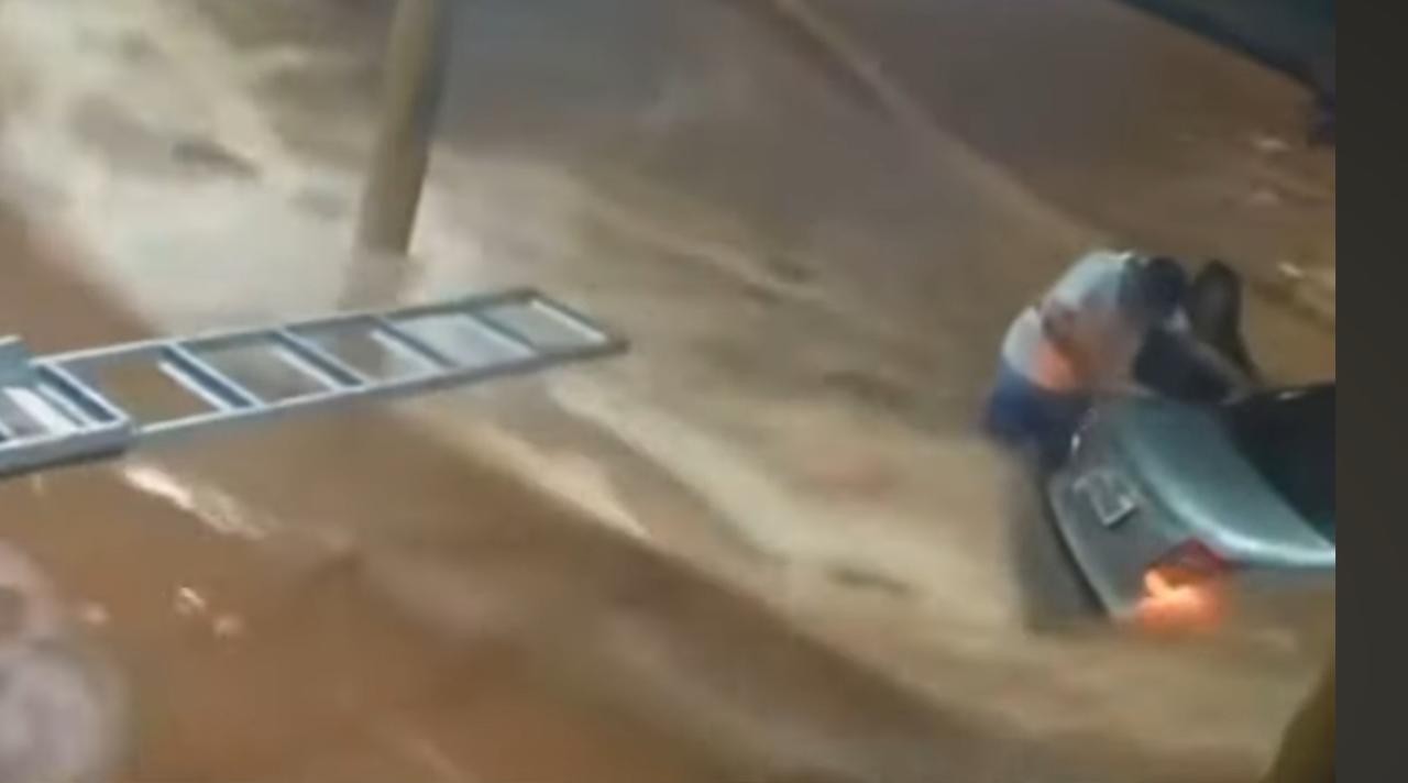 Imagem da noticia Influenciadora morre após ser arrastada por enxurrada em Uberlândia; veja vídeo