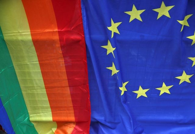 Imagem da noticia Justiça da União Europeia obriga reconhecimento de casamentos homoafetivos
