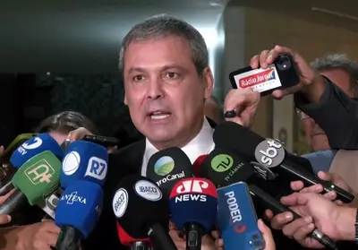 Líder do PT na Câmara diz que partido quer votar PL do devedor contumaz na terça-feira (2) Líder do PT na Câmara diz que partido quer votar PL do devedor contumaz na terça-feira (2)