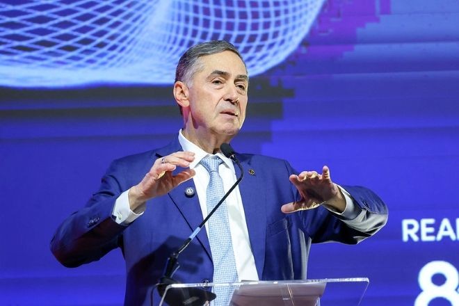 Imagem da noticia Barroso se defende de críticas por proximidade com setor empresarial