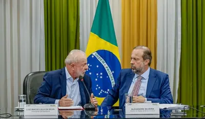 Lula inaugura conselho para tratar de minerais críticos e terras raras cobiçados pelos Estados Unidos Lula inaugura conselho para tratar de minerais críticos e terras raras cobiçados pelos Estados Unidos