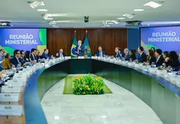 Imagem da notícia Lula conclui troca de ministros com 18 mudanças antes do prazo eleitoral