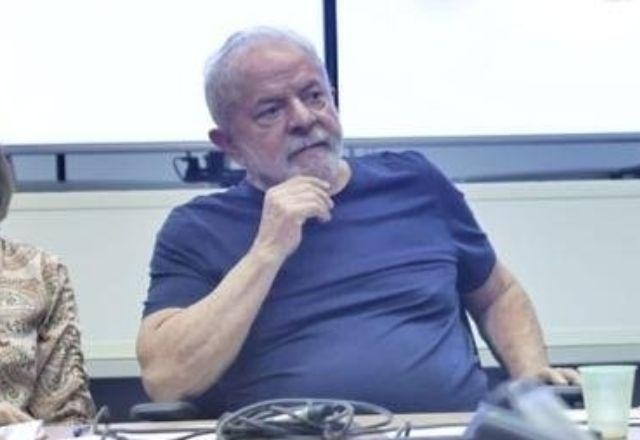 Imagem da noticia Lula faz exame em São Paulo; "está tudo dentro da normalidade"