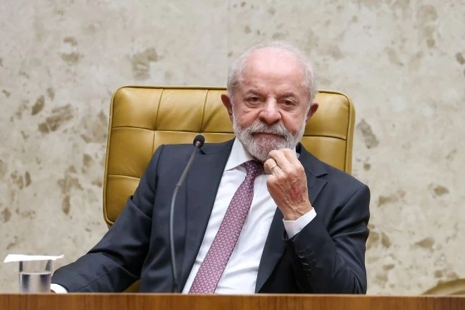 Imagem da noticia Lula exibe três músicas em jantar com deputados e dá recados à classe política; veja as canções