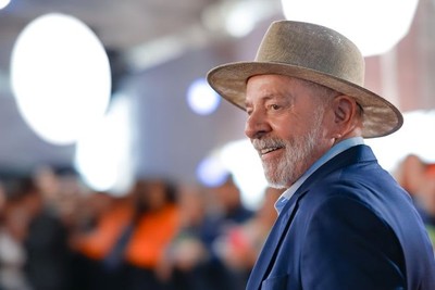 Lula tem recuperação “satisfatória” após retirada de lesão de câncer, diz boletim médico Lula tem recuperação “satisfatória” após retirada de lesão de câncer, diz boletim médico