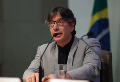 Presidente do IBGE participa de reunião no Planalto em meio à crise na entidade Presidente do IBGE participa de reunião no Planalto em meio à crise na entidade