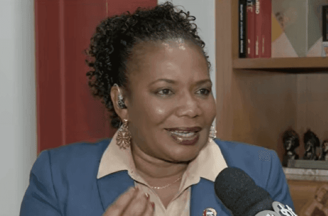 Margareth Menezes diz estar à disposição para continuar no governo Lula após eleições de 2026 Margareth Menezes diz estar à disposição para continuar no governo Lula após eleições de 2026