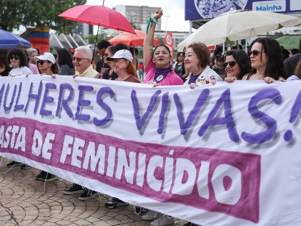 Imagem da noticia Mobilização reúne manifestantes contra o feminicídio em São Paulo e 24 Estados