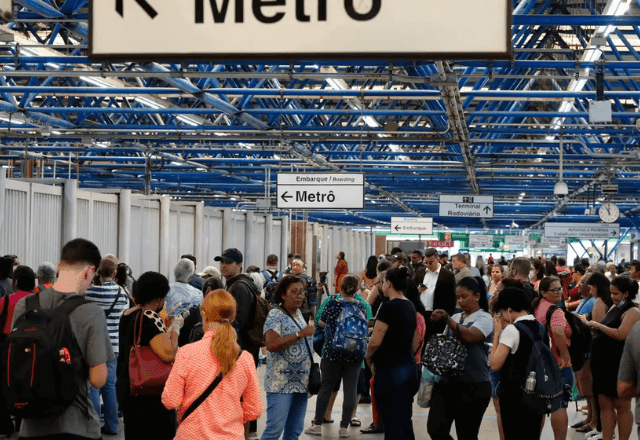 Imagem da noticia Passagem de trem e metrô deve subir com base na inflação, diz Tarcísio