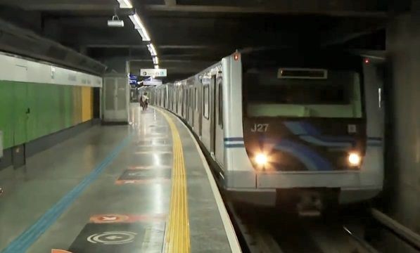 Imagem da noticia Metrô de São Paulo passa a funcionar 24 horas aos sábados