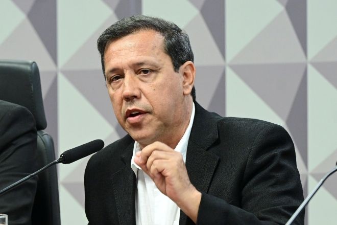 Imagem da noticia Presidente do Sindnapi quebra silêncio na CPMI do INSS e diz que irmão de Lula não administrava sindicato