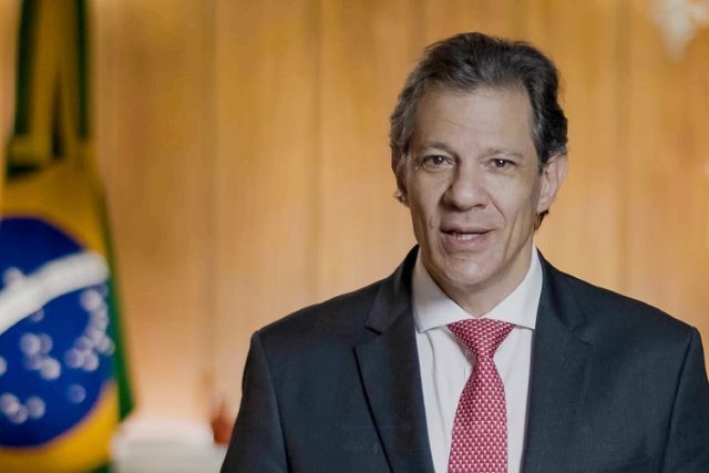 Imagem da noticia AGU dá 24 horas para que vídeo falso de Haddad seja removido por Facebook