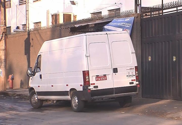 Imagem da noticia Máquina de lavar tomba e mata dono de lavanderia e funcionário