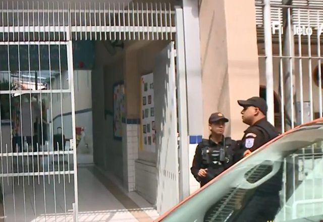 Imagem da noticia Porteiro de escola morre durante assalto dentro do colégio
