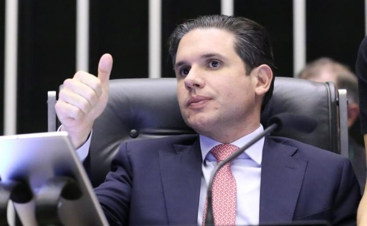 Imagem da noticia Câmara aprova piso nacional para professores temporários; texto segue agora para o Senado