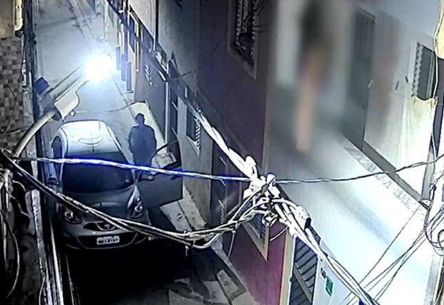 Imagem da noticia Mulher cai de sacada ao tentar escapar de agressões do marido