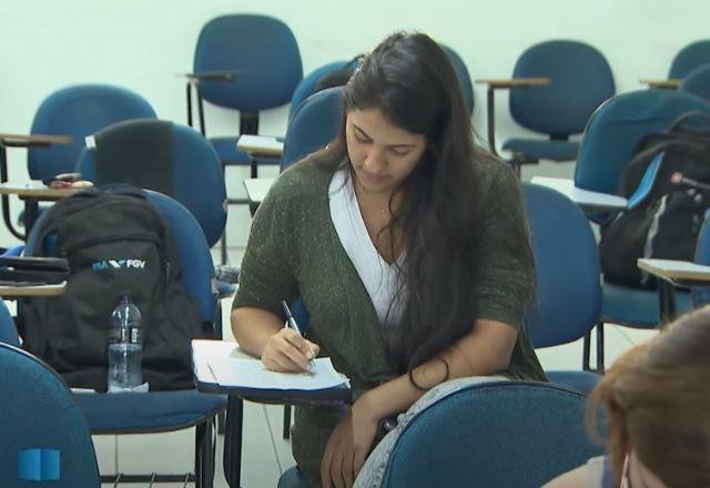 Imagem da noticia Concursos públicos devem aquecer o mercado de trabalho no Brasil