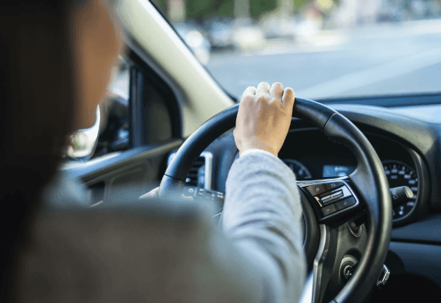 Imagem da noticia Mulheres ampliam presença no financiamento de veículos e somam 35,7% do mercado, mostra levantamento