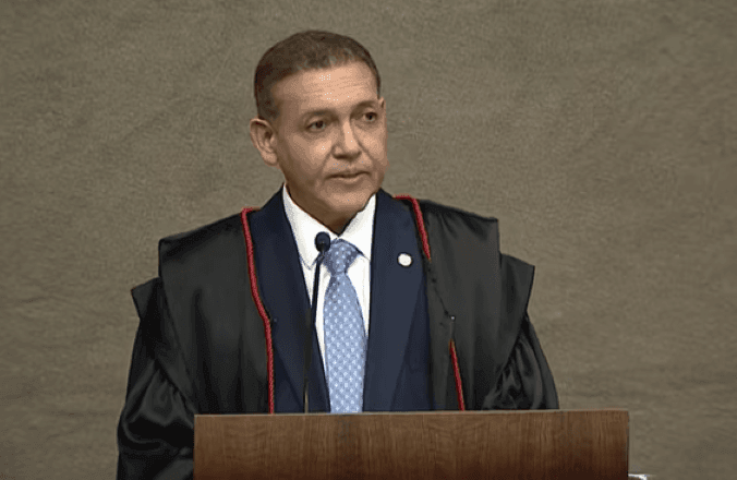 Imagem da noticia Nunes Marques defende neutralidade institucional do TSE e alerta para riscos da IA nas eleições