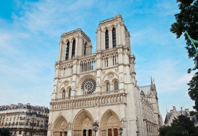 Imagem da noticia Após 5 anos fechada, Catedral de Notre-Dame reabre em dezembro