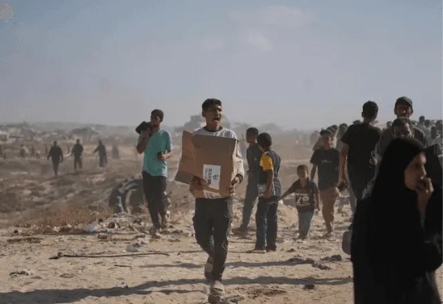 Imagem da noticia Pelo menos 51 pessoas morreram em ataques israelenses a Gaza, diz imprensa local