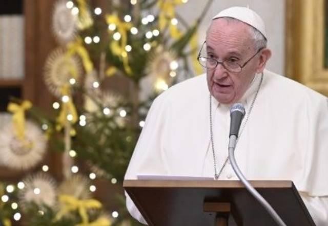 Imagem da noticia Cardeal italiano condenado por fraude desiste de participar do conclave