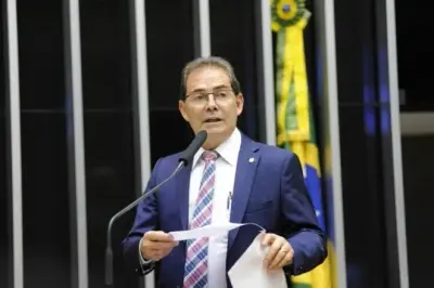 Bolsonaro preso: Relator do PL da Dosimetria diz que oposição deve abrir mão de anistia irrestrita para acelerar votação Bolsonaro preso: Relator do PL da Dosimetria diz que oposição deve abrir mão de anistia irrestrita para acelerar votação