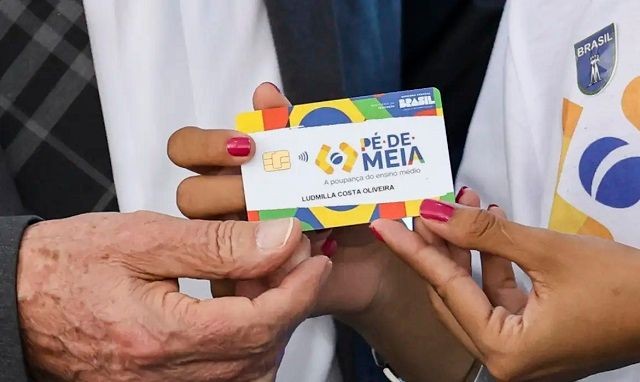 Imagem da noticia Tribunal de Contas da União pede explicações ao governo federal sobre Pé-de-Meia